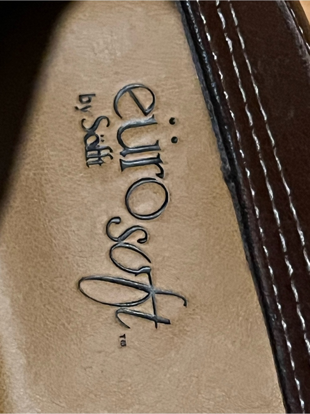 EuroSoft by Sofft Brown Leather Tassel Heels Size 8.5 Comfort Dress Pumps 3.5” H - Picture 7 of 9